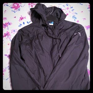Columbia wind breaker